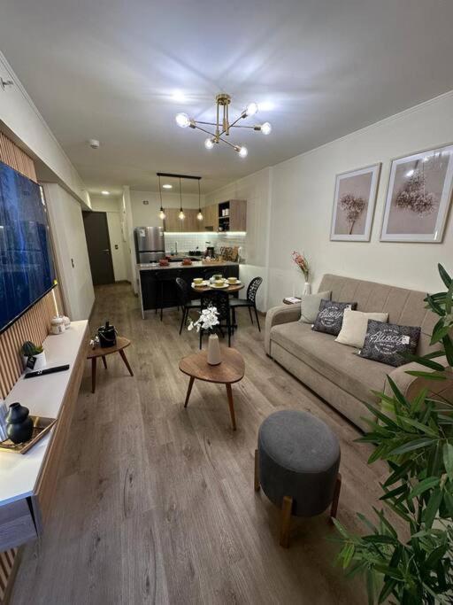 Hermoso Departamento San Isidro - Pool - Gym D1801 *